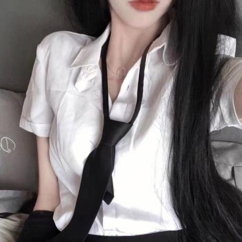 当皇后穿成了豪门弃妇